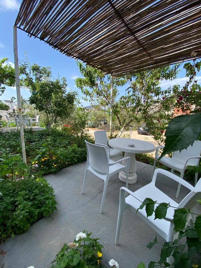 Full Moon Apartments Εξαμίλιο Εξωτερικό φωτογραφία