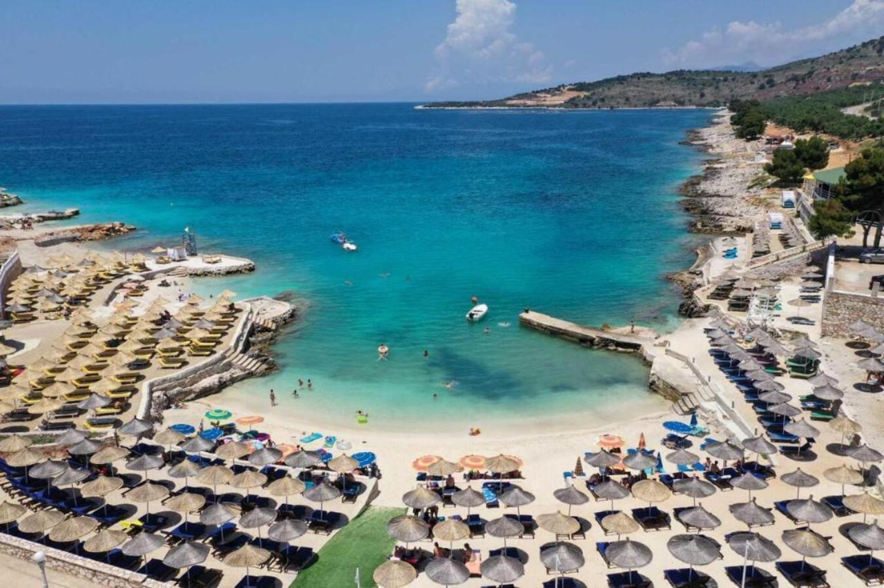 Full Moon Apartments Εξαμίλιο Εξωτερικό φωτογραφία