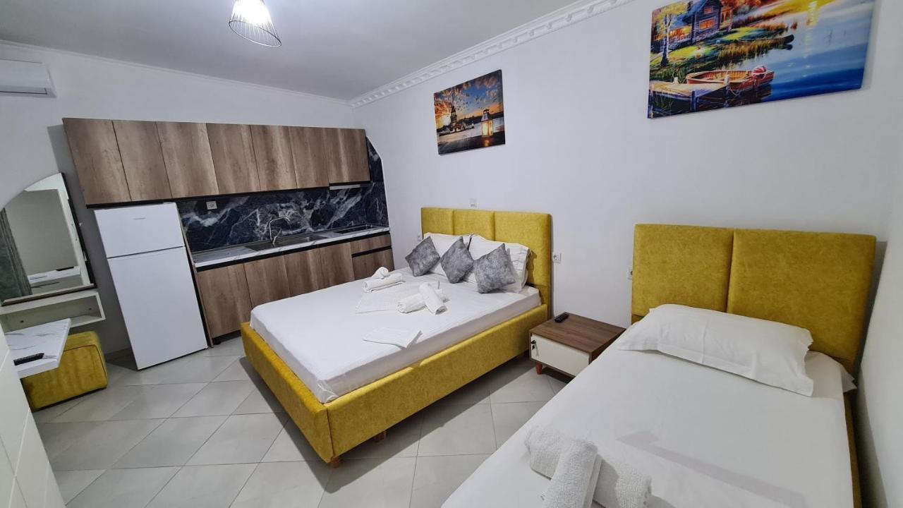 Full Moon Apartments Εξαμίλιο Εξωτερικό φωτογραφία