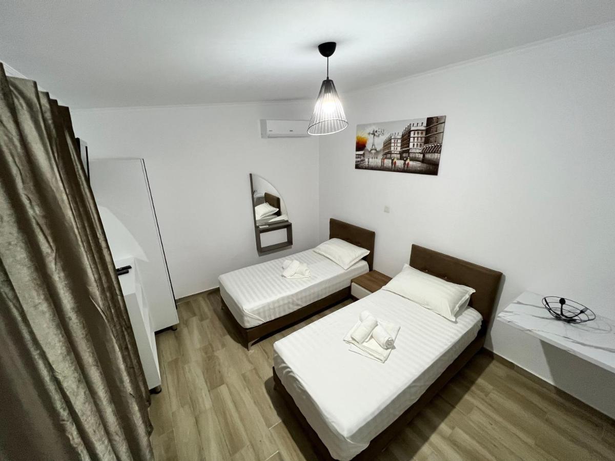 Full Moon Apartments Εξαμίλιο Εξωτερικό φωτογραφία