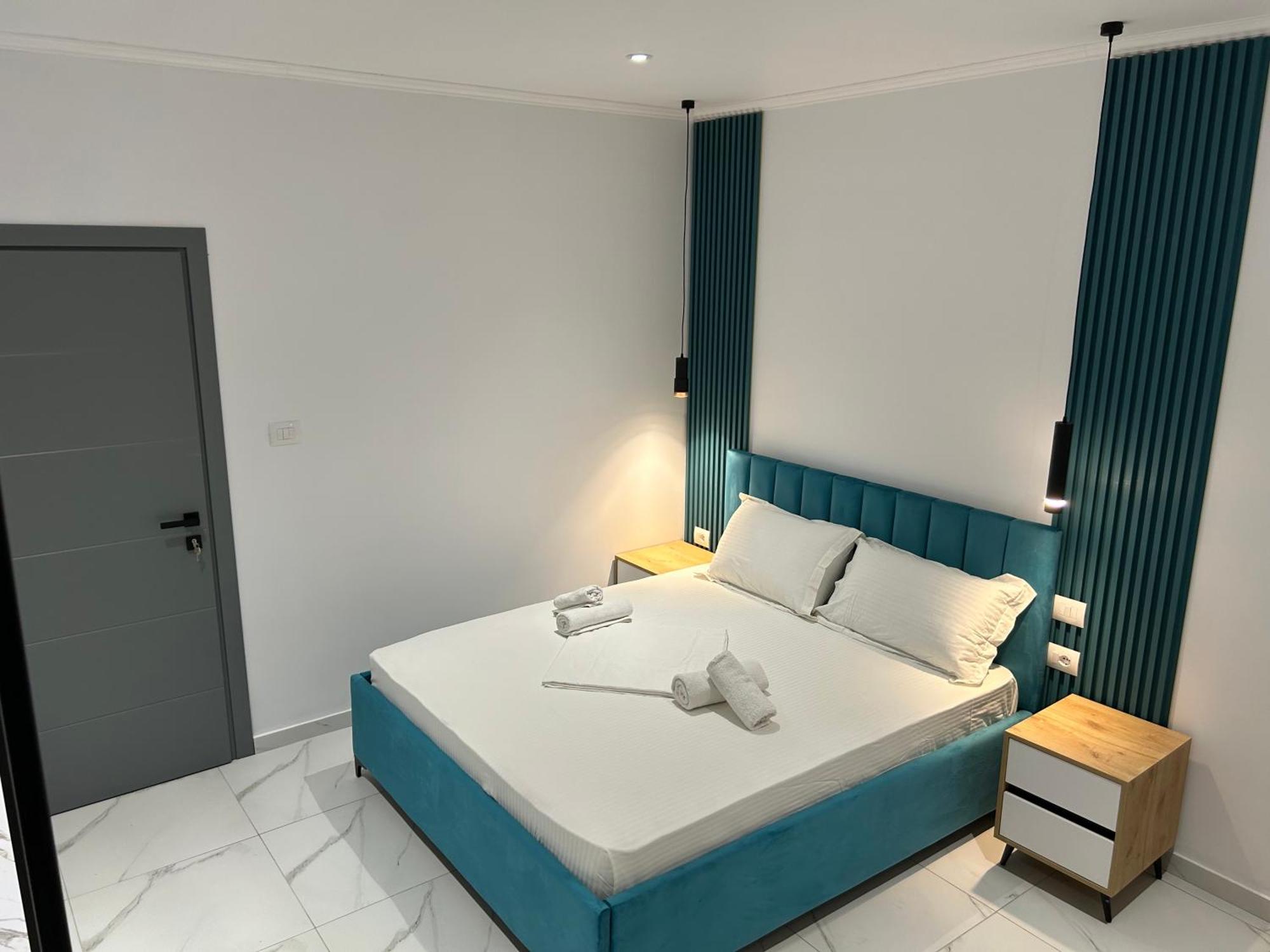 Full Moon Apartments Εξαμίλιο Εξωτερικό φωτογραφία